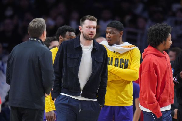 Lakers' Luka Doncic out vs. Mavs, hopeful for All-Star Game