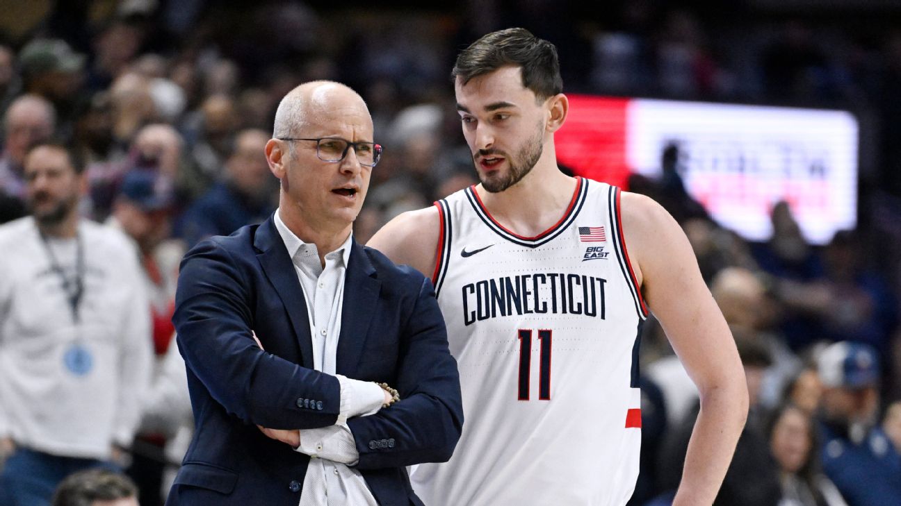 Men's Bracketology: UConn retains its No. 1 seed -- for now