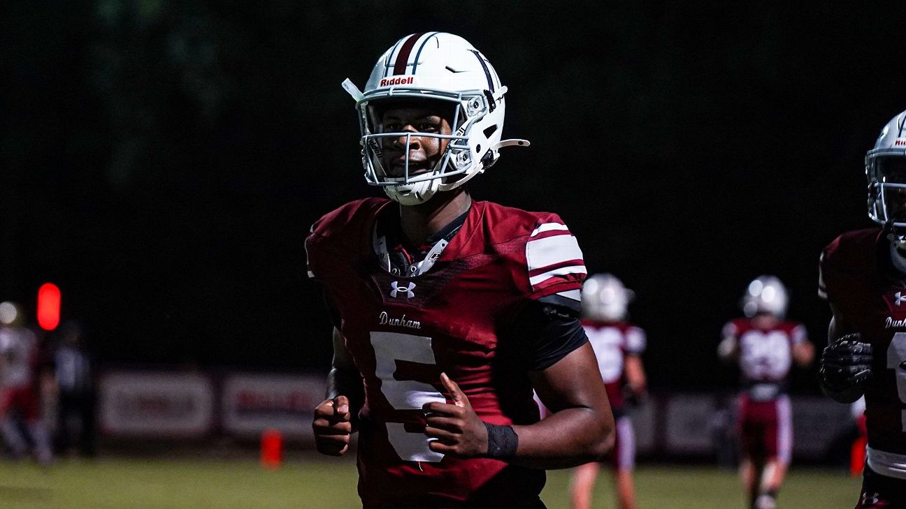 College football 2027 recruiting: Early intel on top QBs, flips and...