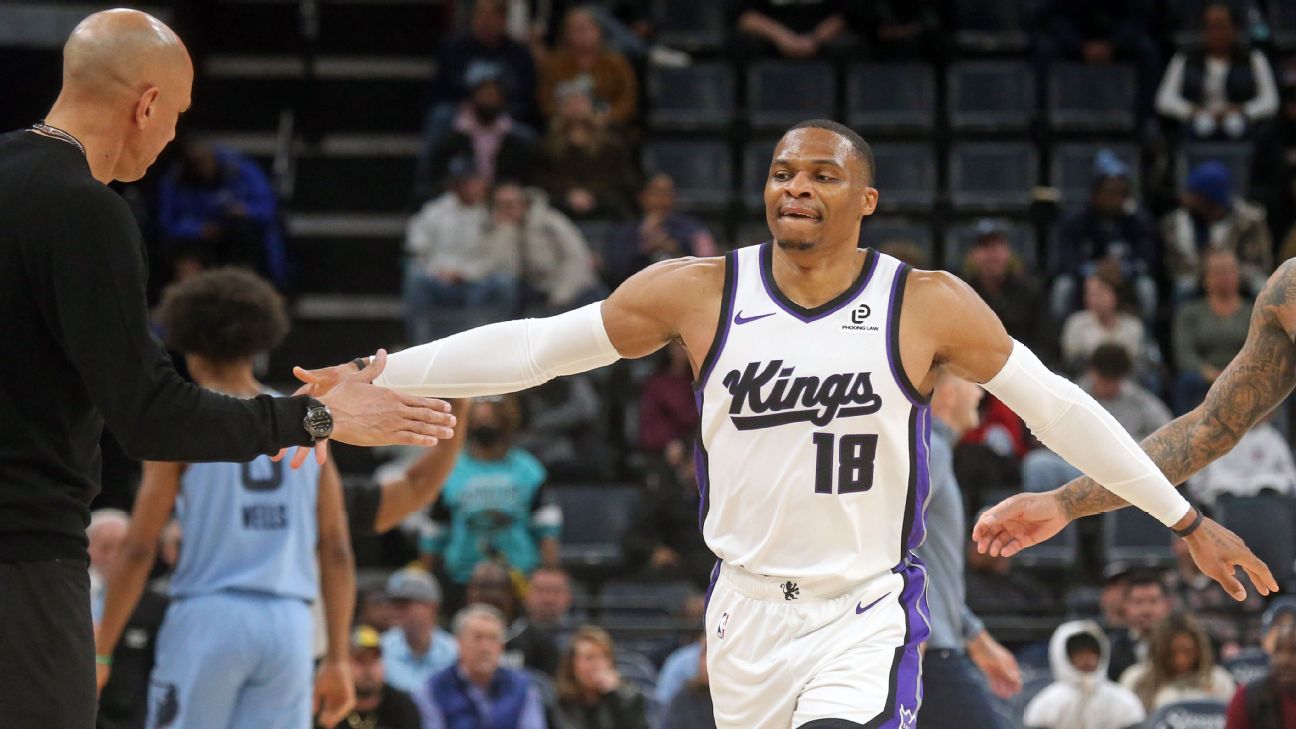 espn.com - Vincent Goodwill - Kings beat Grizzlies to snap franchise-worst 16-game skid