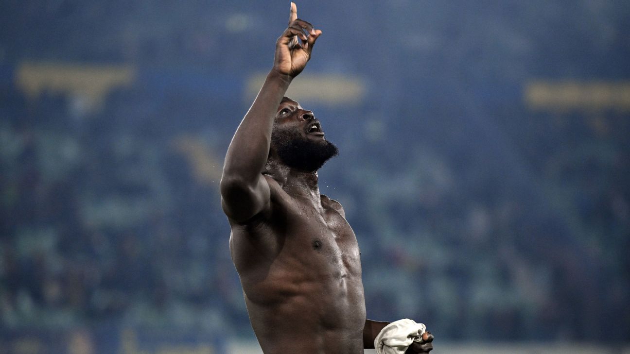 Romelu Lukaku in tears after ending emotional goal drought - ESPN