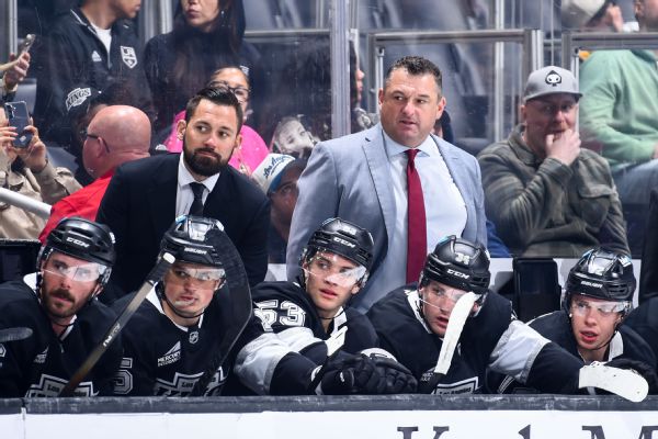 Kings lose 1st game since firing coach; Avs first to 40 wins
