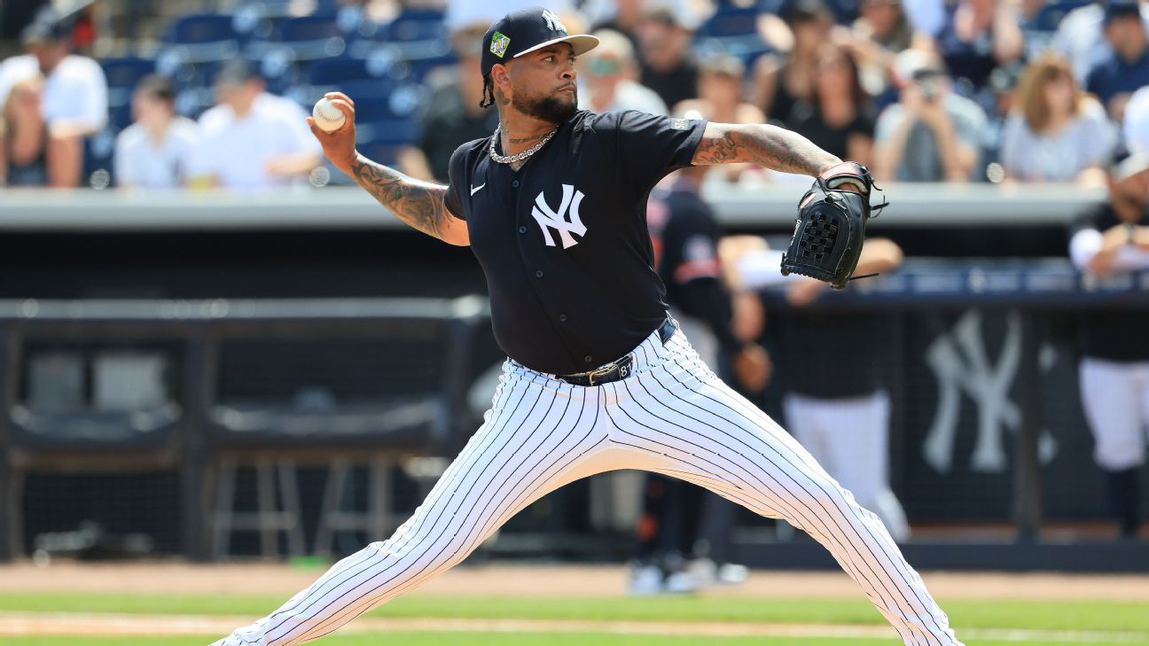 Yankees RHP Gil in line to join team in mid-April