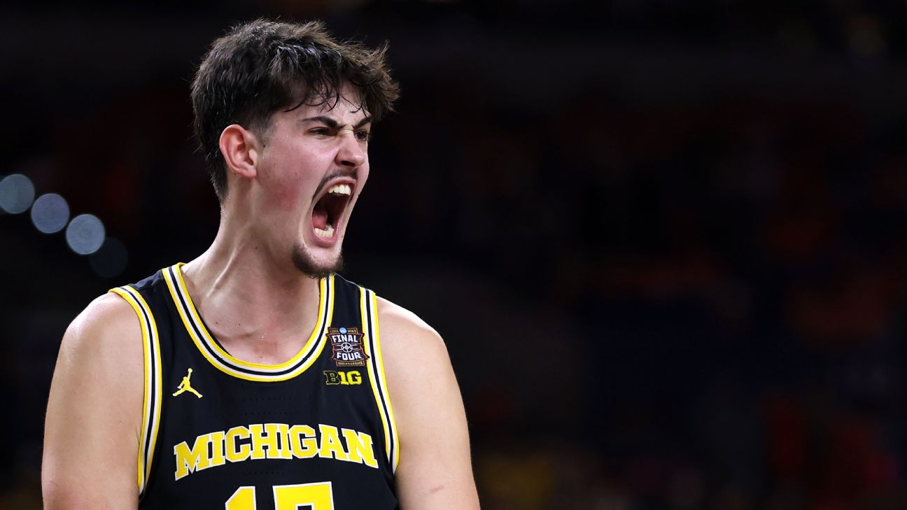 espn.com - Doug Greenberg - Michigan Wolverines heavy favorites over UConn Huskies in men's college basketball title game