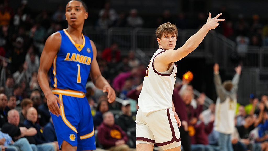 Gannon blows out Lander to win first Div. II title