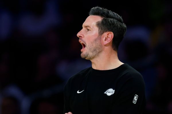 Lakers' Redick downplays quarrel with Vanderbilt as 'normal'