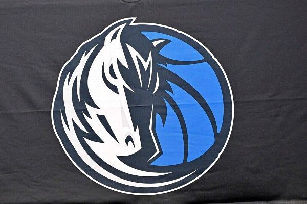 Sources: Mavs dismiss director of health in another shake-up