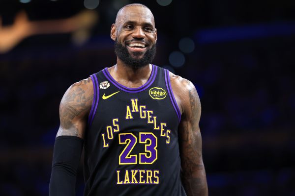 LeBron James informs Lakers he plans to play elsewhere in 2026-27