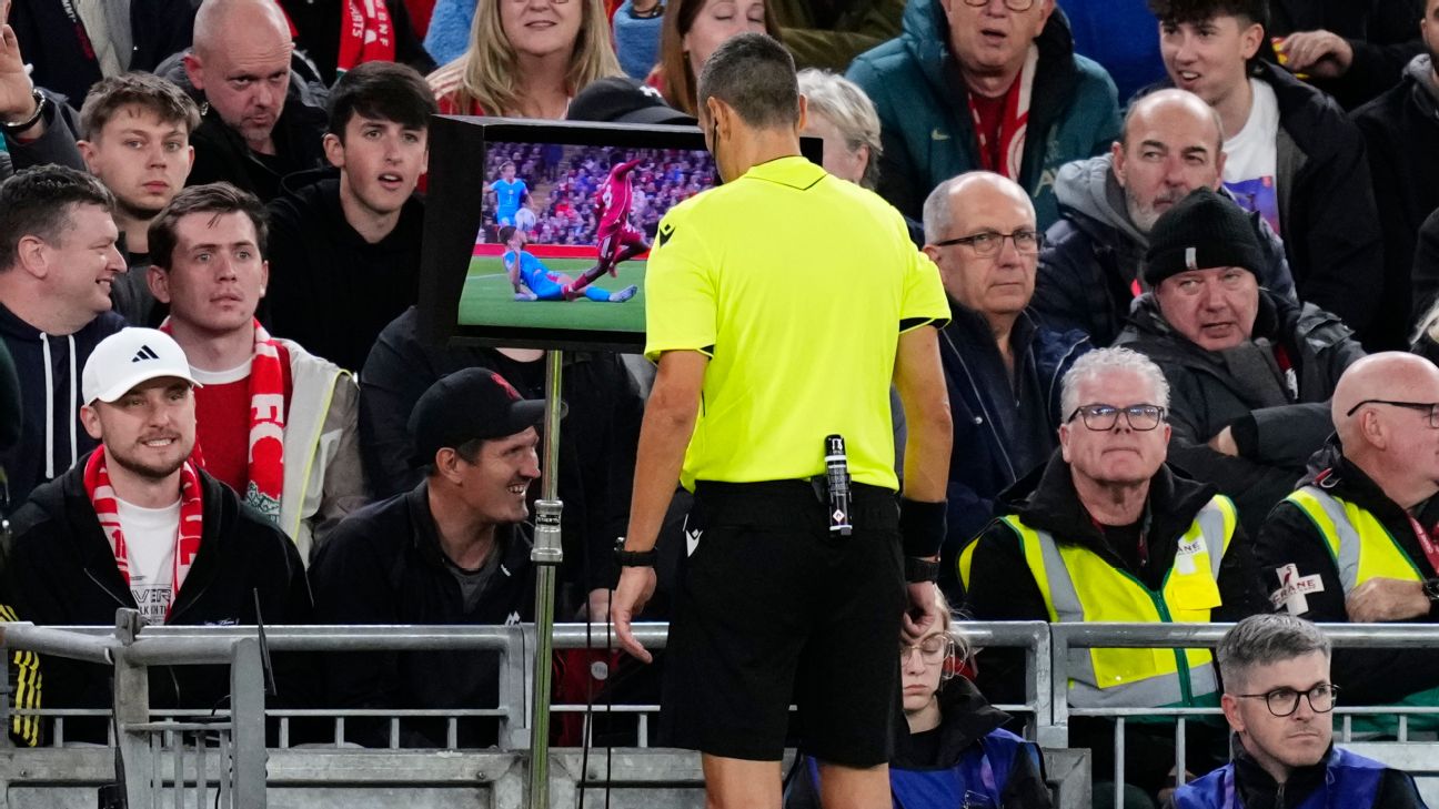 EFL clubs reject VAR challenge system for Championship