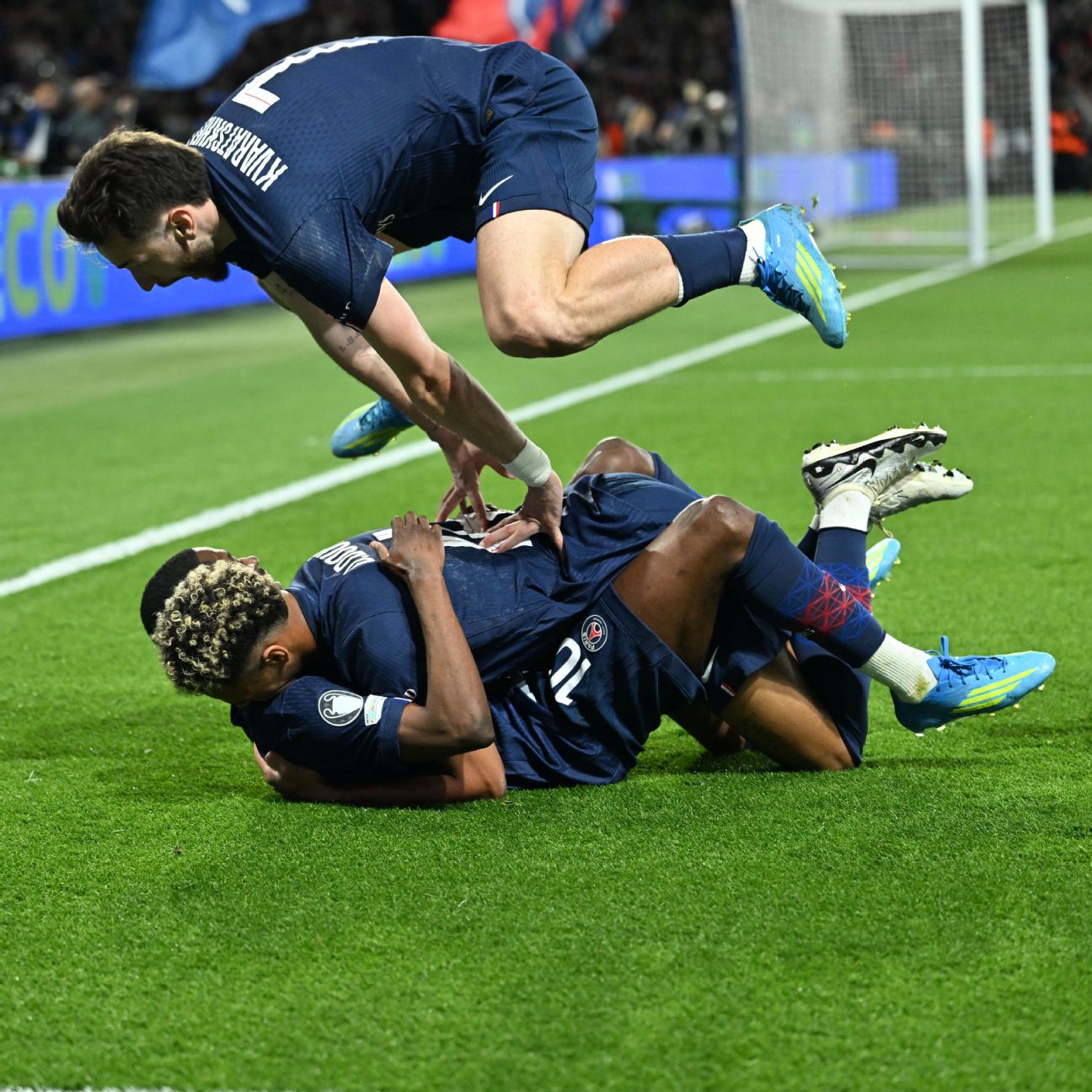 DAVID SAMPLE/PSG/PUNPEE、S.L.A.C.K. PSG Nike Third Stadium Shirt 2025-26 with Pacho 51 printing