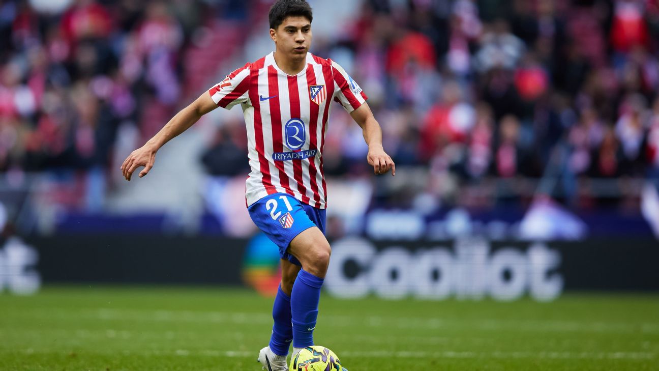 Obed Vargas titular en el Atlético Madrid para enfrentar al Valencia en busca de puntos clave