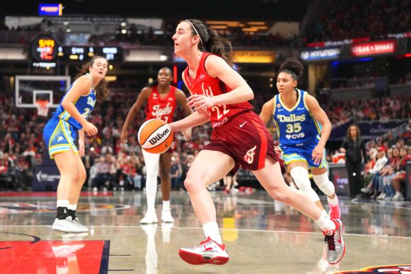 Caitlin Clark 'felt good' in return despite lingering back issue - ESPN