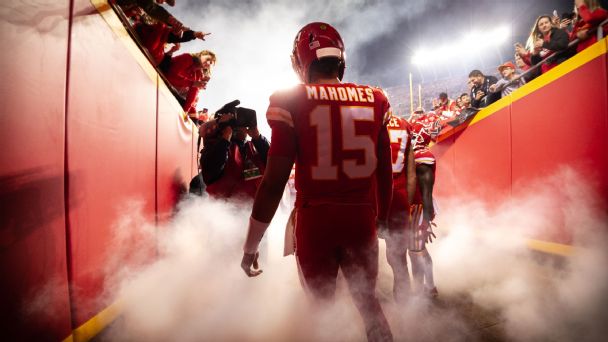 Los Chiefs regresan a los escenarios más importantes a pesar de la lesión de Mahomes y la incertidumbre