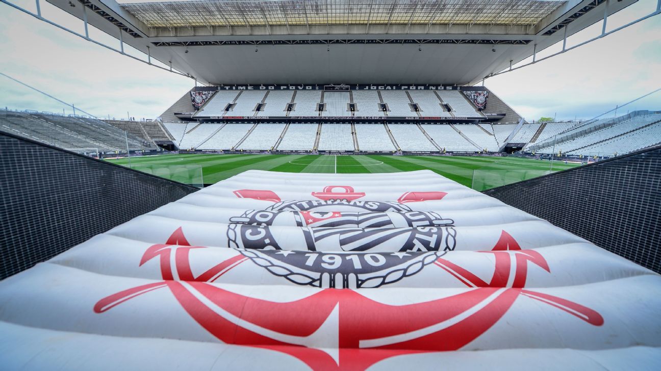 Qual o único clube do Brasil que tem mais transfer bans do que Corinthians na Fifa