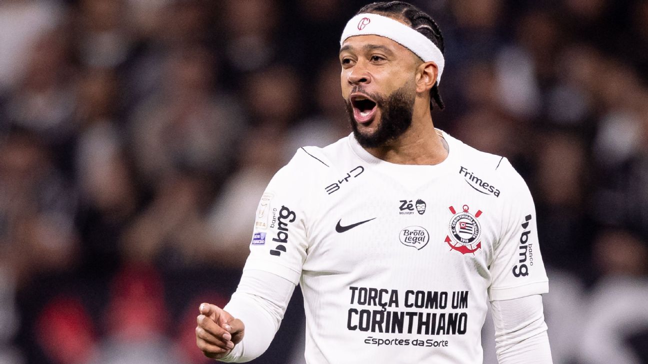 Corinthians acerta renovação de Memphis Depay, e novo contrato pode durar mais três anos