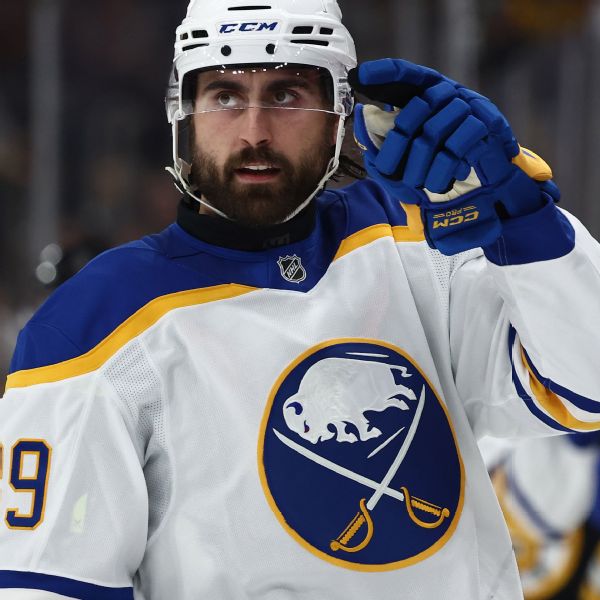 Alex Tuch [600x600]