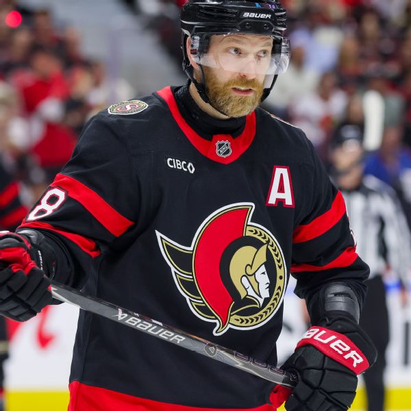 Giroux, about to start 20th season in NHL, re-signs with Senators