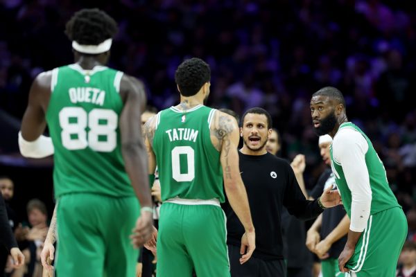 Joe Mazzulla Named 2025-26 NBA Coach of the Year