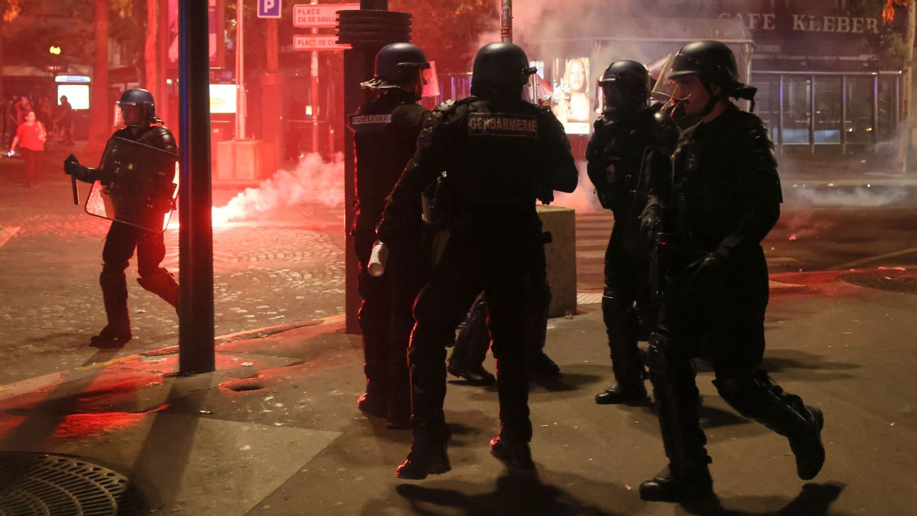 PSG et les débordements : quand la célébration tourne au chaos