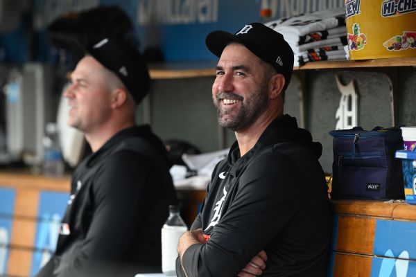 Verlander to start for Tigers at Comerica in first home outing since 2017