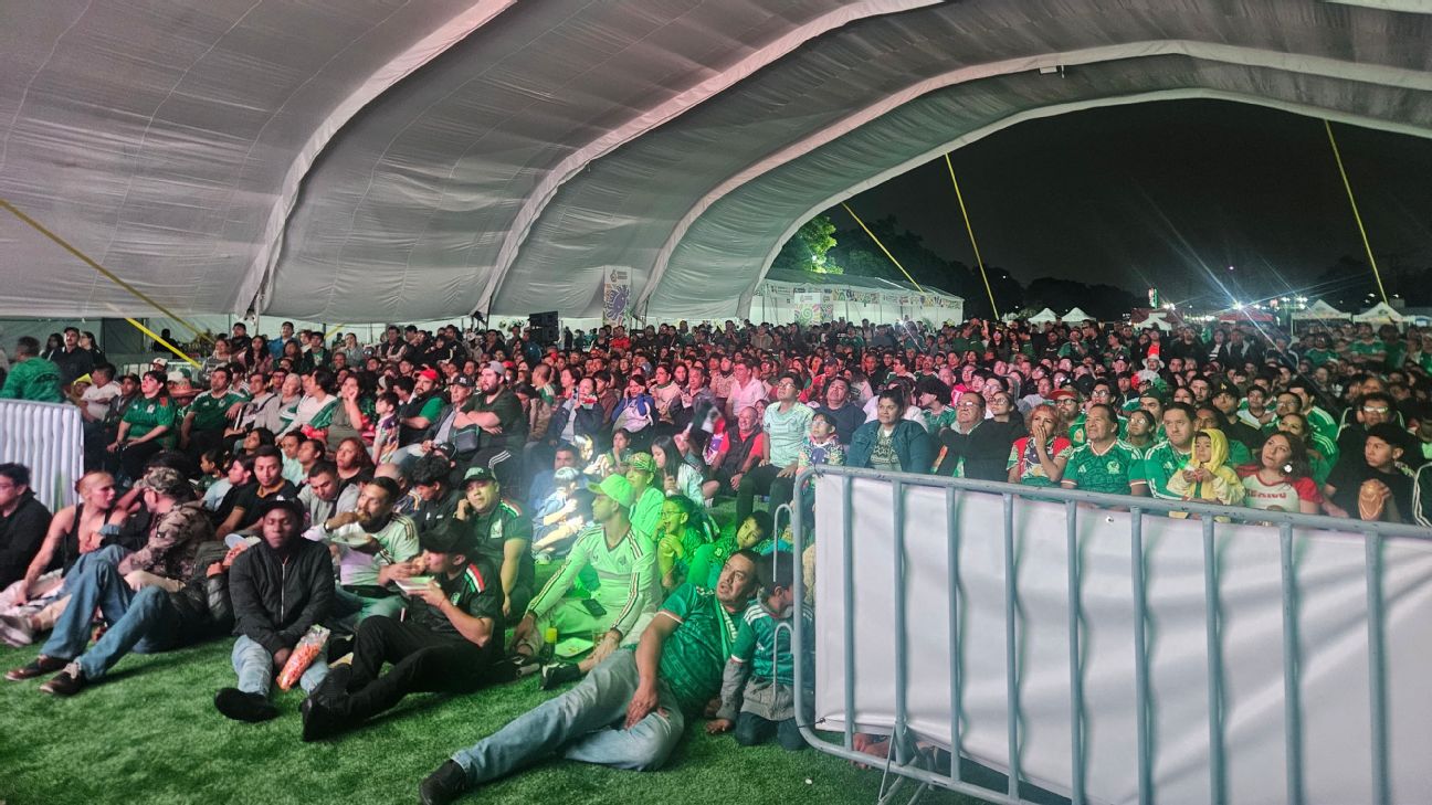 México: El Fan Fest de los trabajadores, el de la Central de Abasto