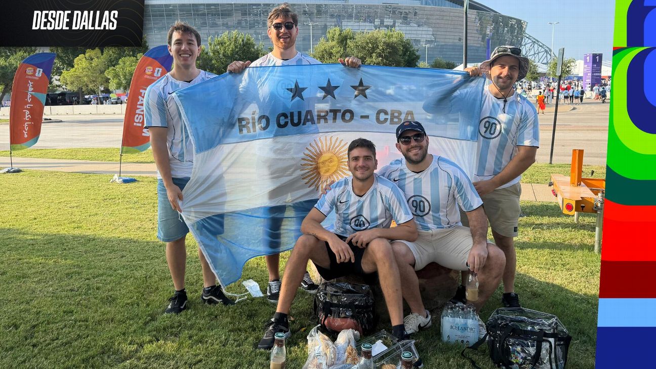 Del rugby, al fútbol: amistad, cumpleaños, despedida de soltero y Mundial 2026