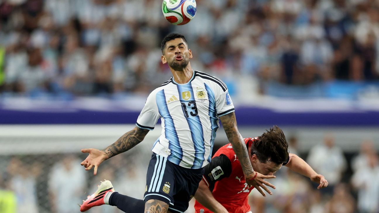 Cuti Romero debió salir lesionado ante Austria y preocupa en Argentina
