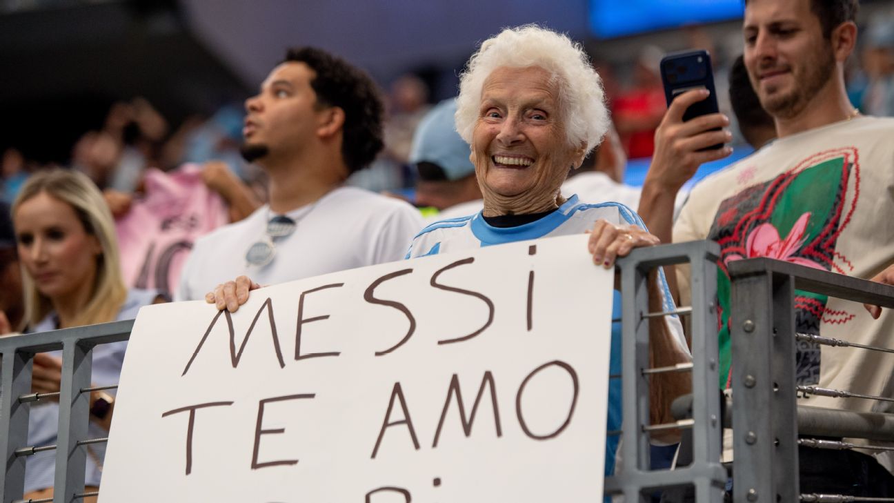 WM-Tagesbericht: Messis 100-jähriger Superfan...