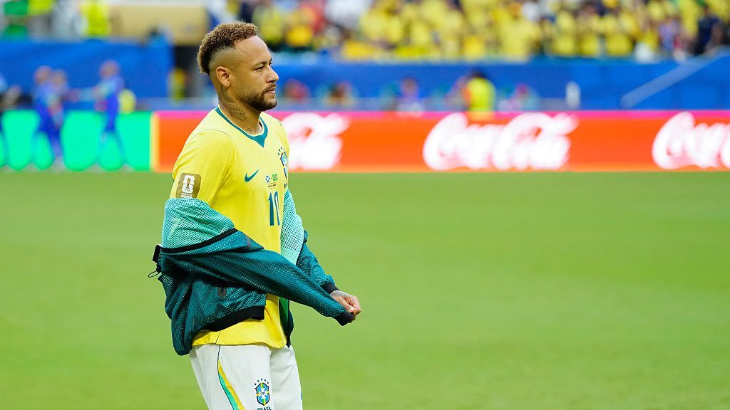 Neymar comes off bench for first '26 WC minutes