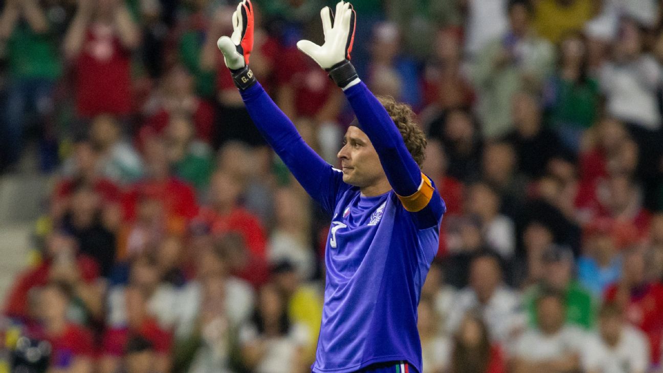 México: Lo que no se vio de la despedida de Guillermo Ochoa
