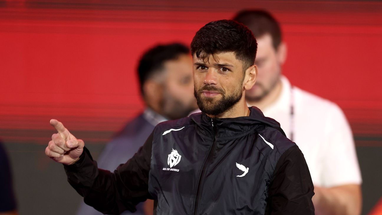 Article image accompanying Cordina agrees to terms to face Pacquiao on Fury-Joshua card, says Hearn on WagerUp Sports News.