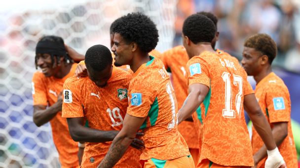 Pépé's double sinks brave Curaçao in Philadelphia
