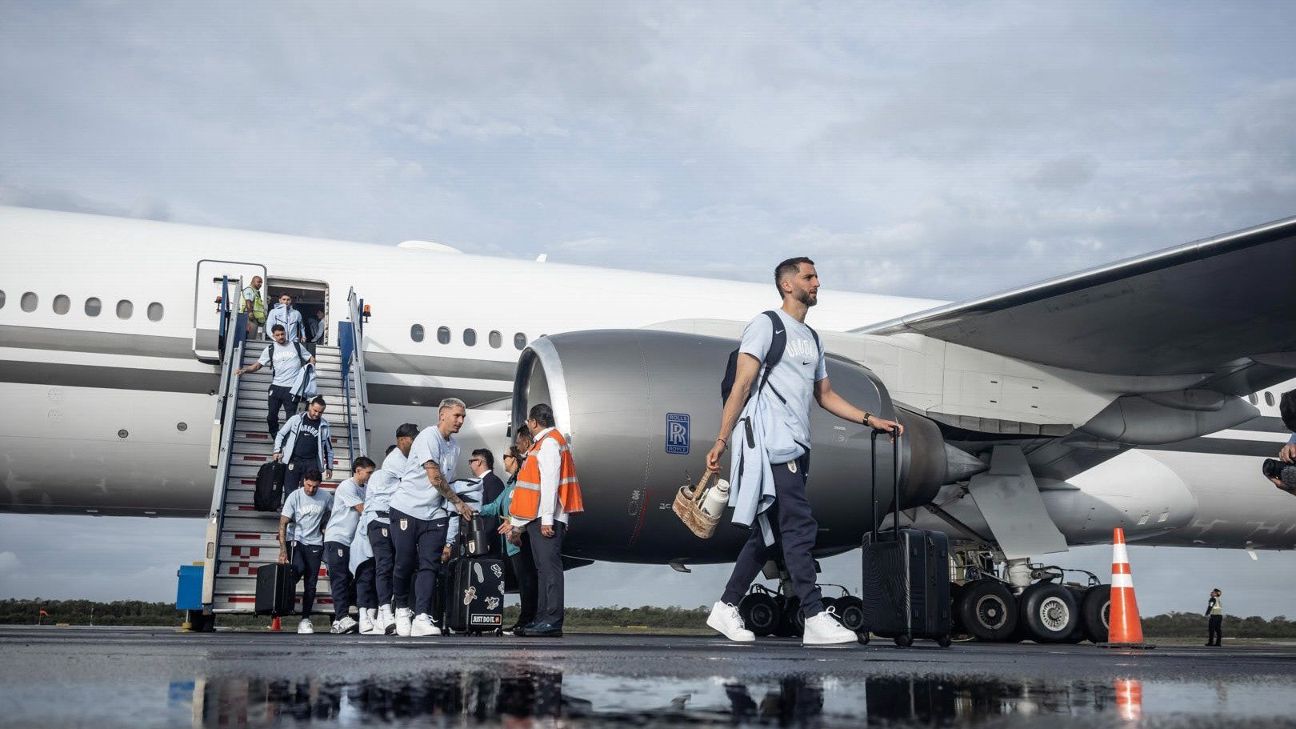 No habrá regreso en vuelo charter para Uruguay tras la eliminación del Mundial