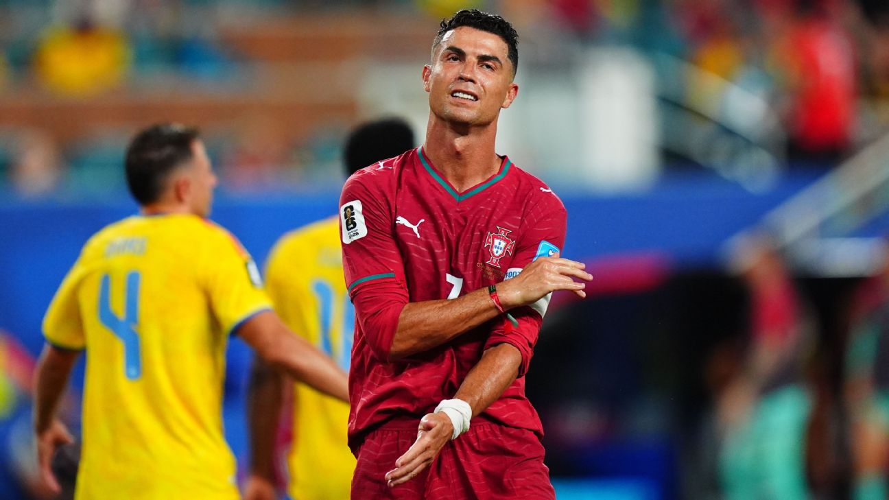 Cristiano Ronaldo passa em branco, e Portugal escapa da derrota para a  Col&ocirc;mbia por 'um bico da chuteira' - ESPN
