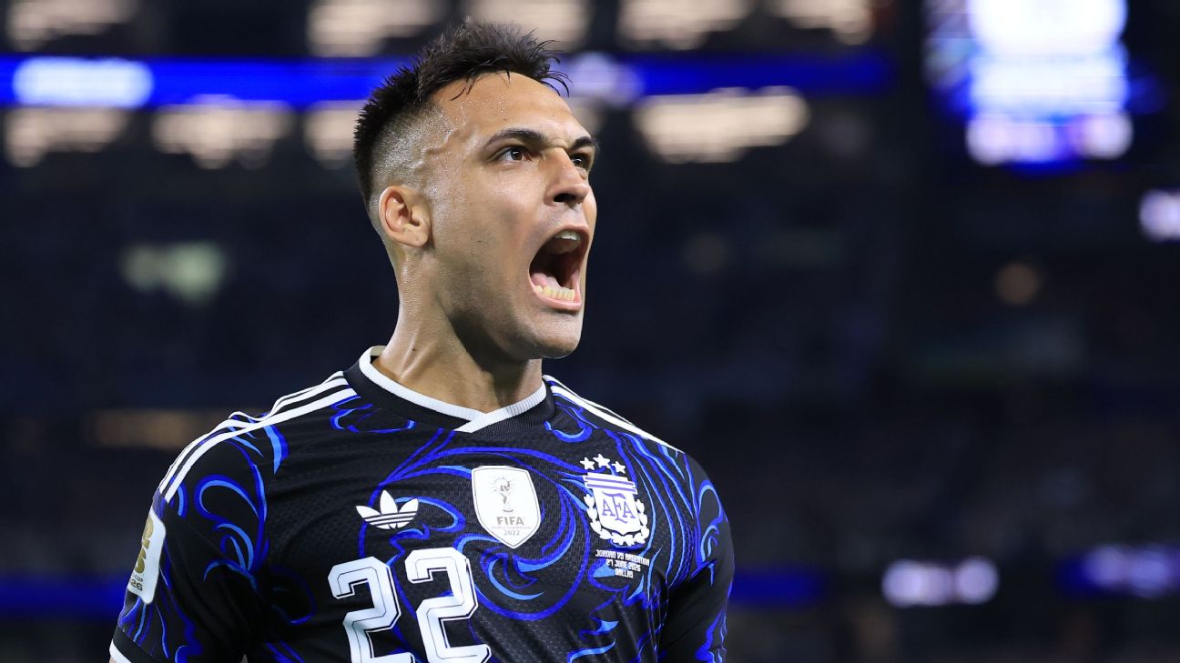 Lautaro Martínez: "La gente y los periodistas se obsesionan con el gol, pero yo trabajo para el equipo"