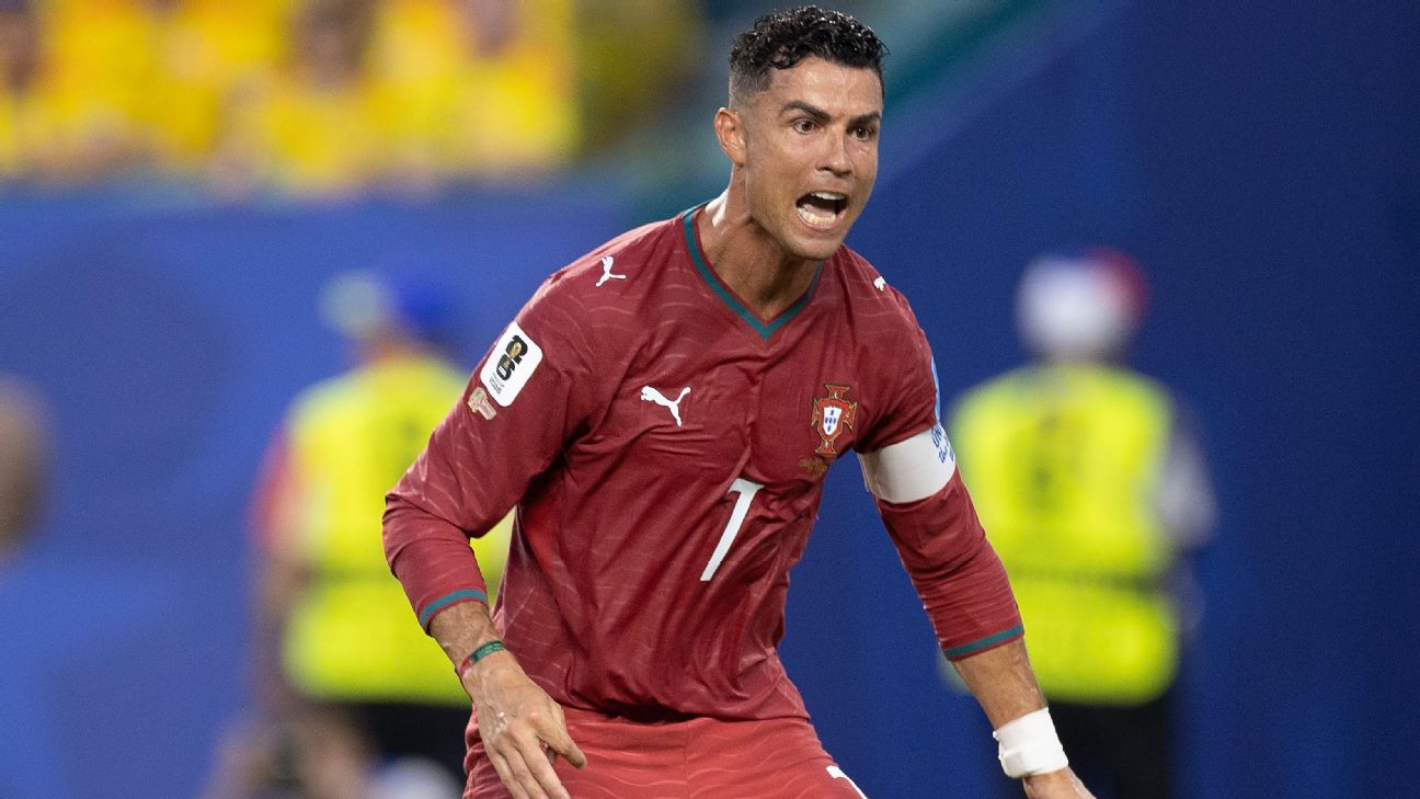 DT de Portugal: 'Infantil comparar necesidades de CR7 con las de Messi'