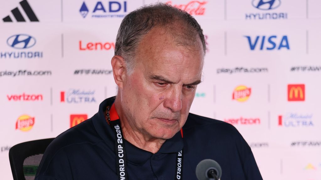 "Me dejaron solo": la frase de Bielsa a los referentes del plantel de Uruguay
