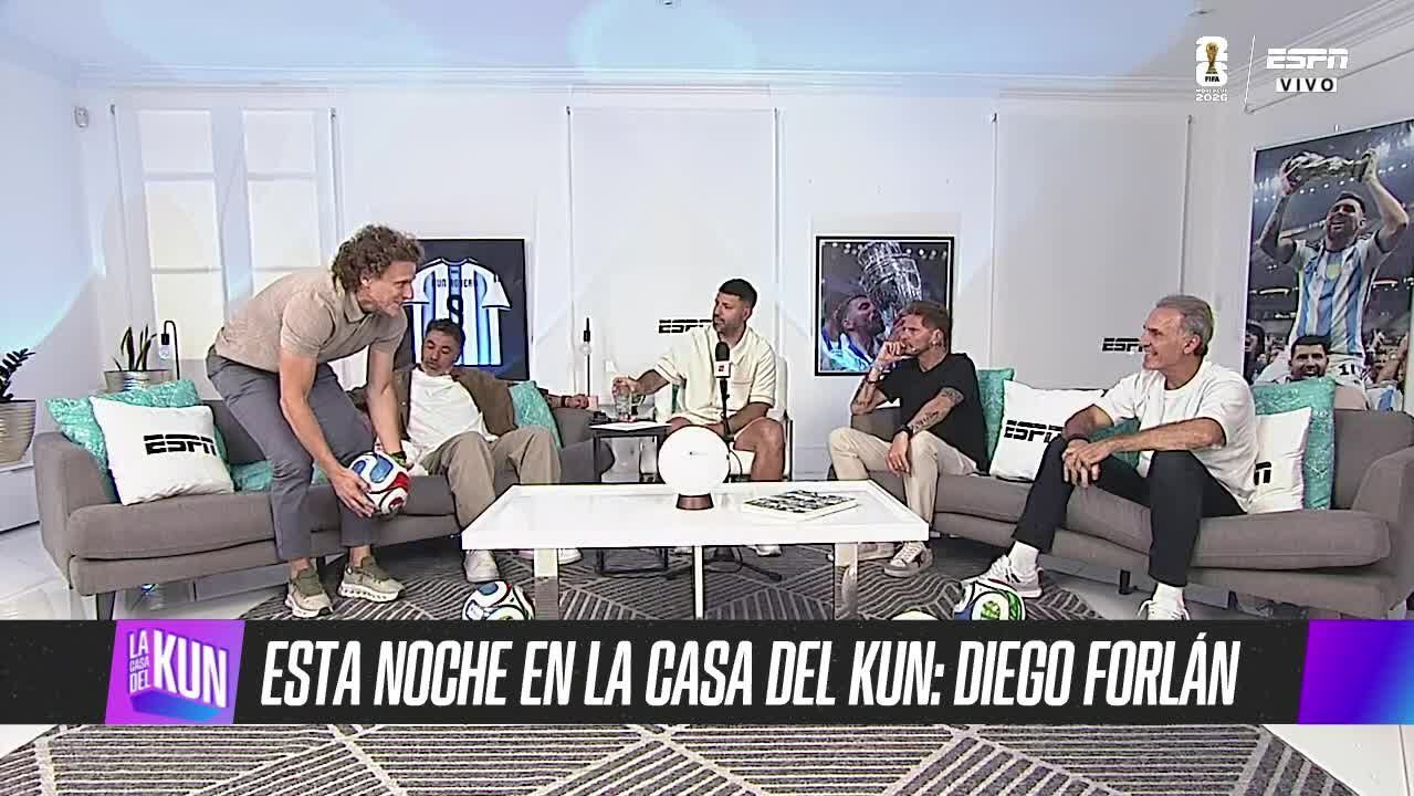 Forlán y una anécdota imperdible sobre el penal que pateó en el Uruguay vs. Argentina de la Copa América 2011