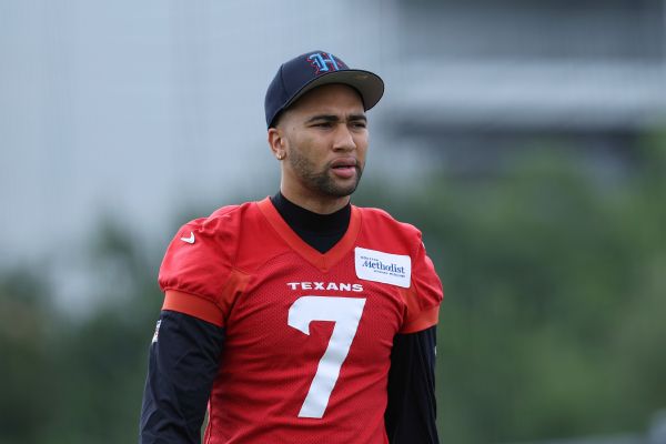 Texans have had 'productive' contract talks with Stroud, says GM