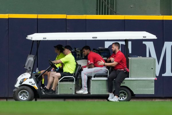 Reds place OF Myers (shoulder) on IL, activate reliever Pagan