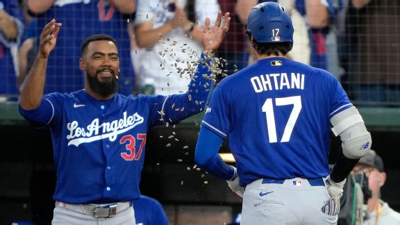 Fantasy baseball: Teoscar returns for Dodgers and other news for Tuesday
