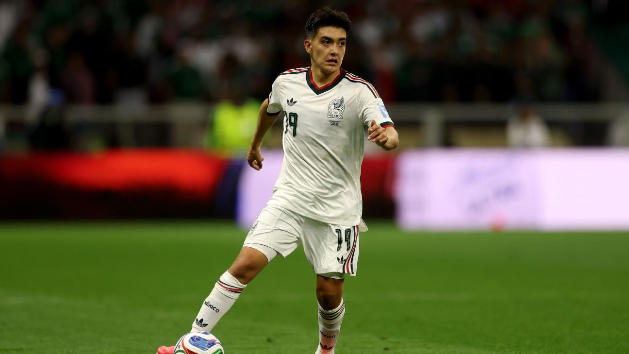 Gilberto Mora, el niño que carga con las ilusiones de México