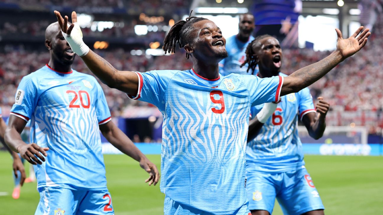 Cipenga apareció solo y abrió el marcador para RD Congo ante Inglaterra