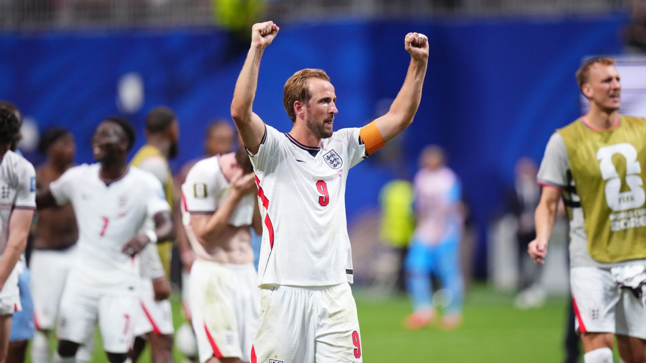 Wayne Rooney: Harry Kane a 'hero' after World Cup brace but 'big concerns' remain