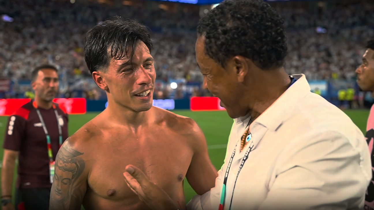 "Mucho hermano": Lisandro Martínez recibió el reconocimiento de todo Cabo Verde tras el triunfo de Argentina
