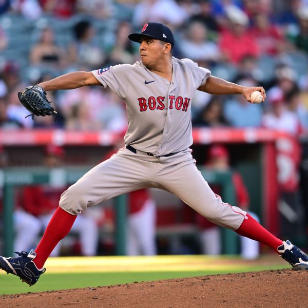 Suarez se retira lesionado: Boston vence a los Angels pese a los problemas físicos