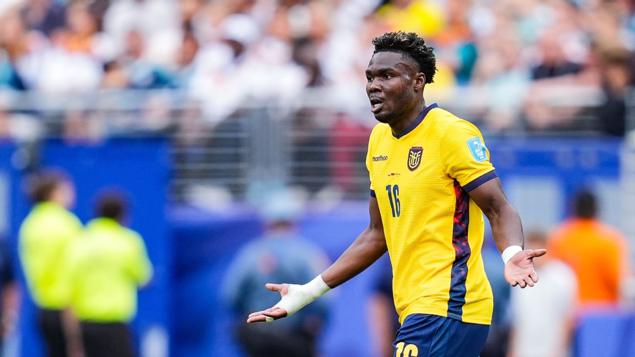 Jordy Caicedo, tras la eliminación de Ecuador en el Mundial: "Volveremos más fuertes"