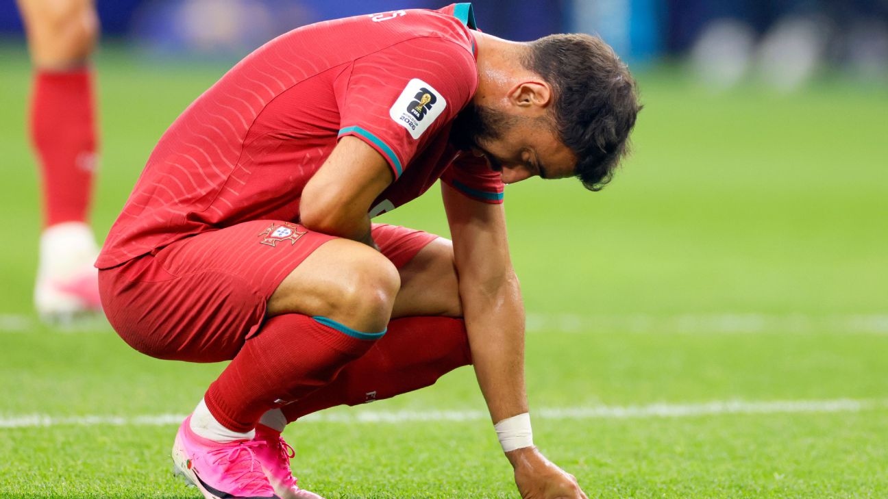 'Frustrated' Bruno Fernandes reacts to Portugal's World Cup exit