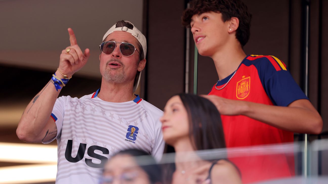 Brad Pitt, Penélope Cruz y Bardem disfrutaron la victoria de España