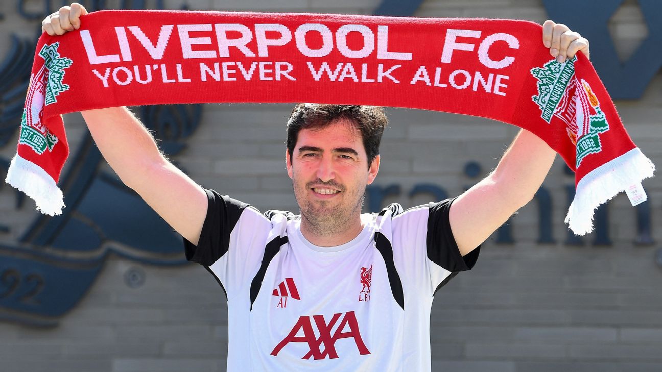 Novo técnico chega ao Liverpool já fazendo cobrança por contratações